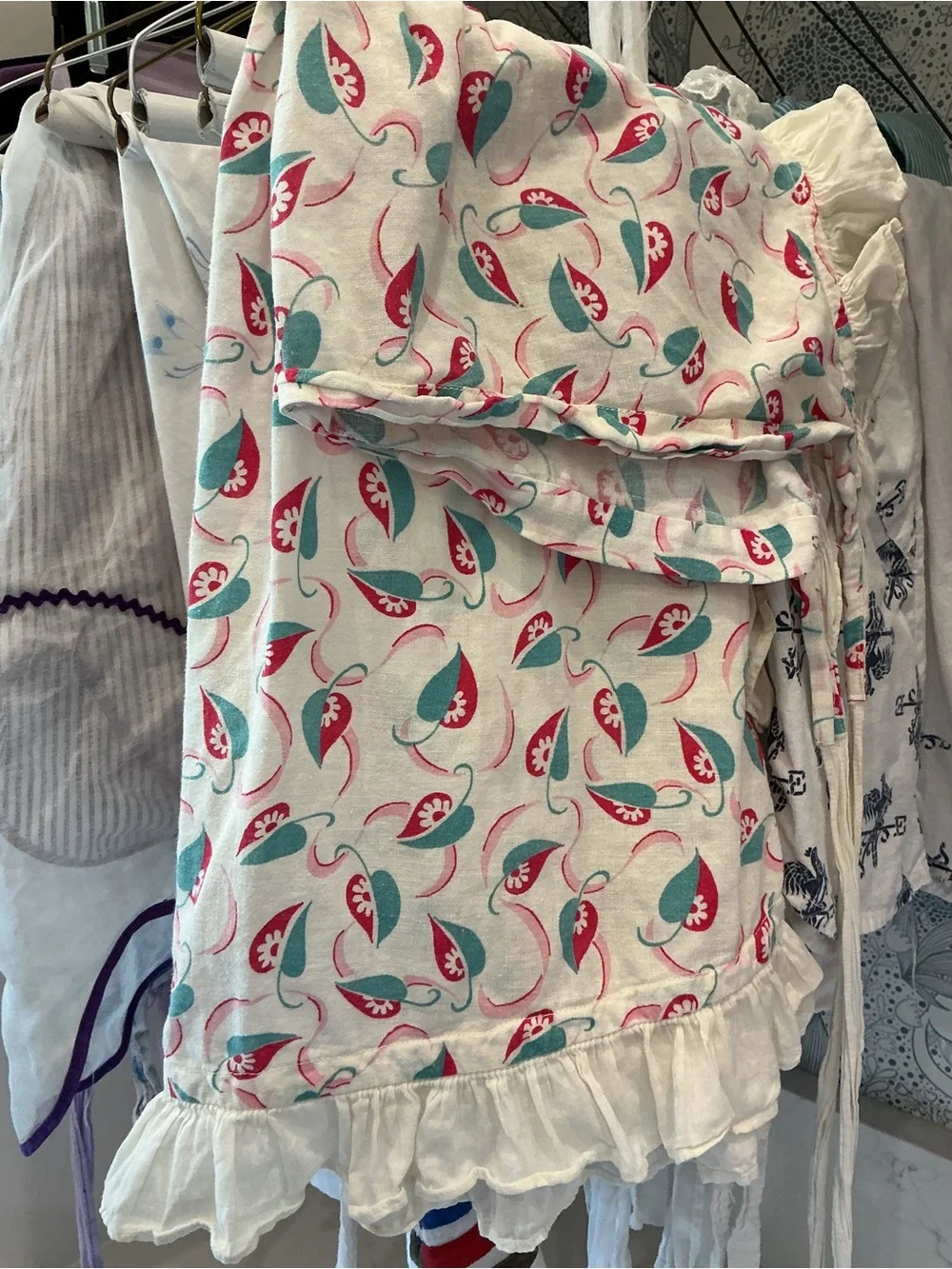 Vintage Mixed Apron and Kitchen Textile Lot - Floral & Novelty Prints